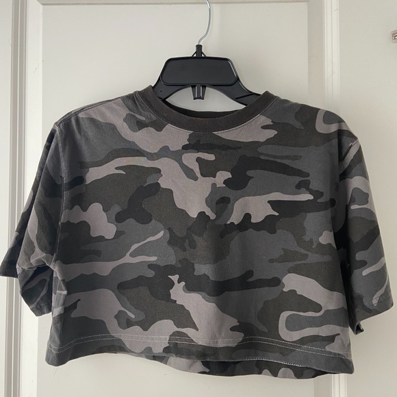 came cropped tee - Picture 2 of 2